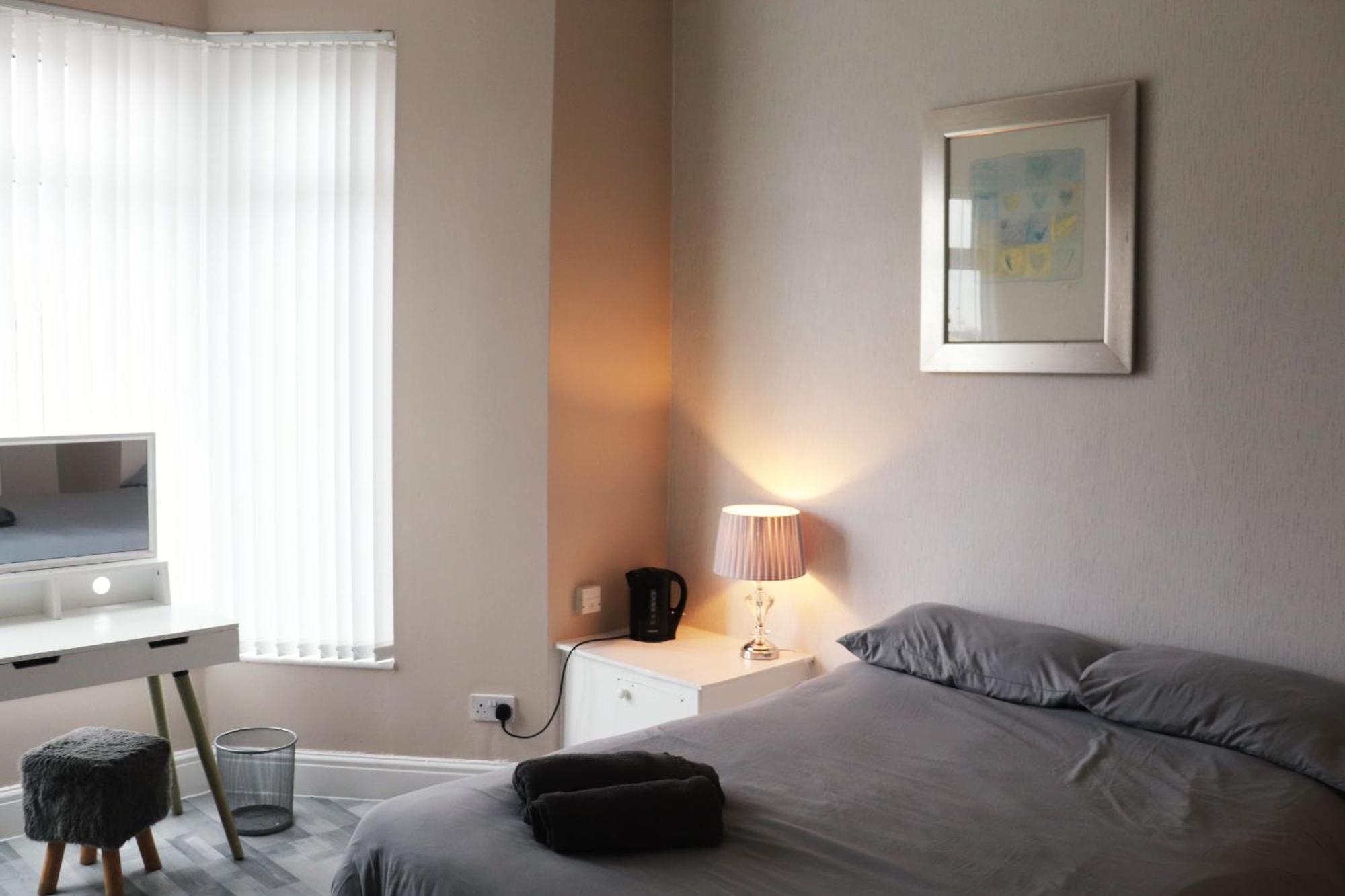Kop View Hotel Liverpool Ngoại thất bức ảnh